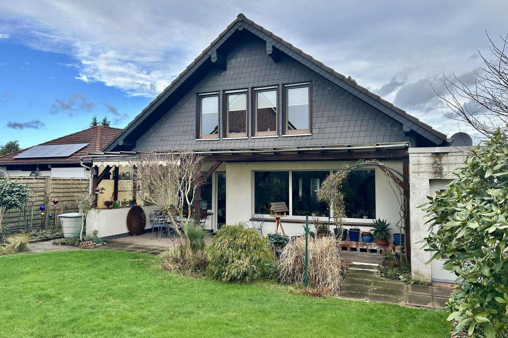 Rückansicht - Einfamilienhaus in 40764 Langenfeld mit 170m² kaufen