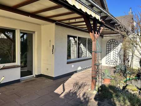 Terrasse - Einfamilienhaus in 40764 Langenfeld mit 170m² kaufen