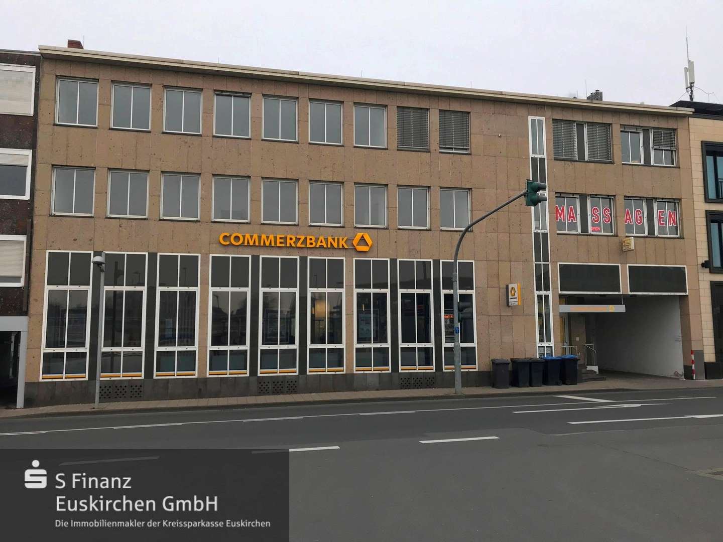 Außenansicht Außenansicht - Etagenwohnung in 53879 Euskirchen mit 69m² mieten