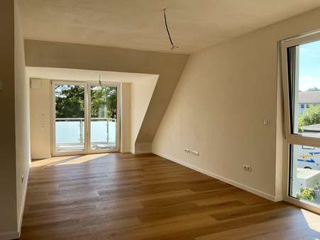 Wohn- und Essbereich - Maisonette-Wohnung in 53757 Sankt Augustin mit 88m² kaufen