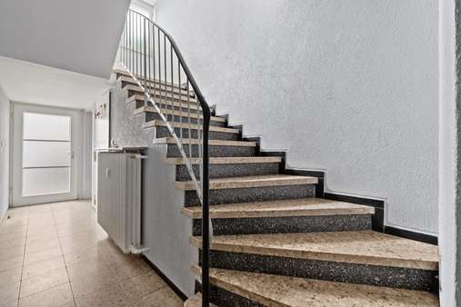 Mehrfamilienhaus in 53879 Euskirchen mit 296m² kaufen