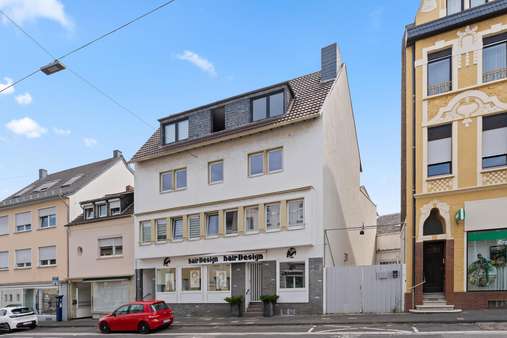 Mehrfamilienhaus in 53879 Euskirchen mit 296m² kaufen