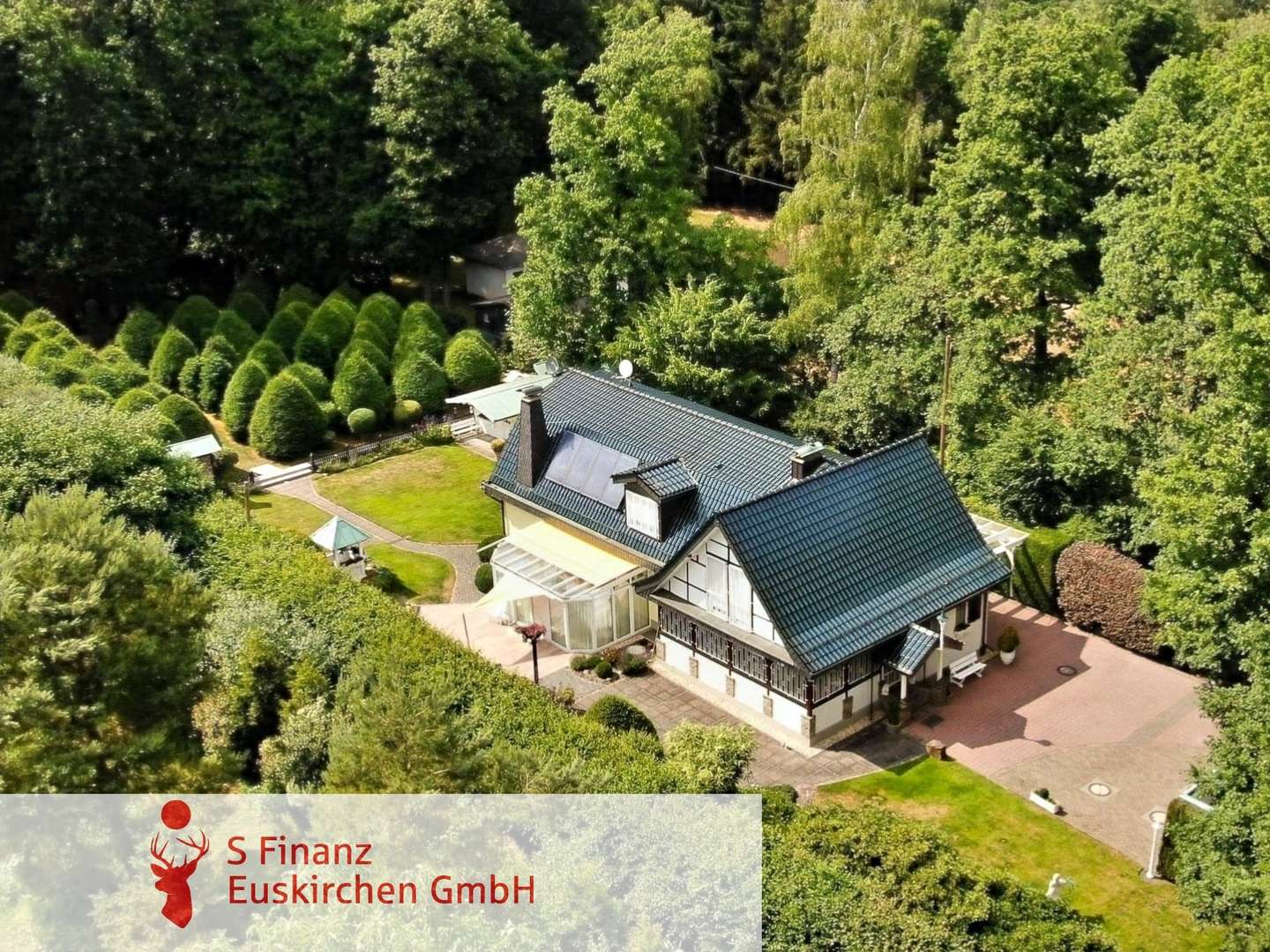 Luftbild - Herrenhaus in 53881 Euskirchen mit 252m² kaufen