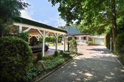 Zufahrt - Landhaus in 53881 Euskirchen mit 252m² kaufen