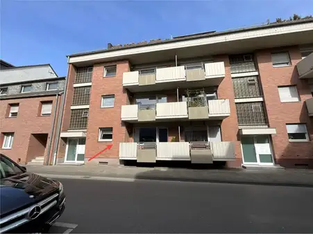 Euskirchen - 
Bezugsfreie 4-Zimmer-Stadtwohnung mit PKW-Stellplatz 