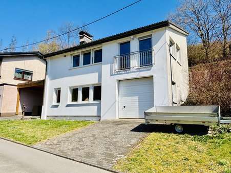 Straßenansicht - Einfamilienhaus in 51647 Gummersbach mit 107m² kaufen