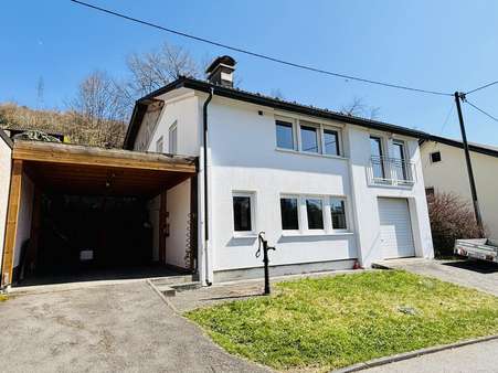 Straßenansicht - Einfamilienhaus in 51647 Gummersbach mit 107m² kaufen
