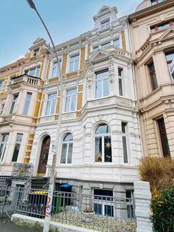 Straßenansicht II Straßenansicht II - Mehrfamilienhaus in 53115 Bonn mit 280m² kaufen