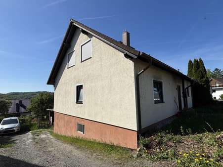 Seitenansicht Seitenansicht - Einfamilienhaus in 51674 Wiehl mit 110m² kaufen