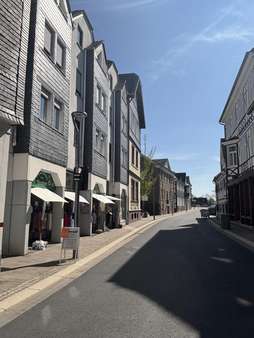 Straßenverlauf Straßenverlauf - Ladenlokal in 51674 Wiehl mit 98m² kaufen
