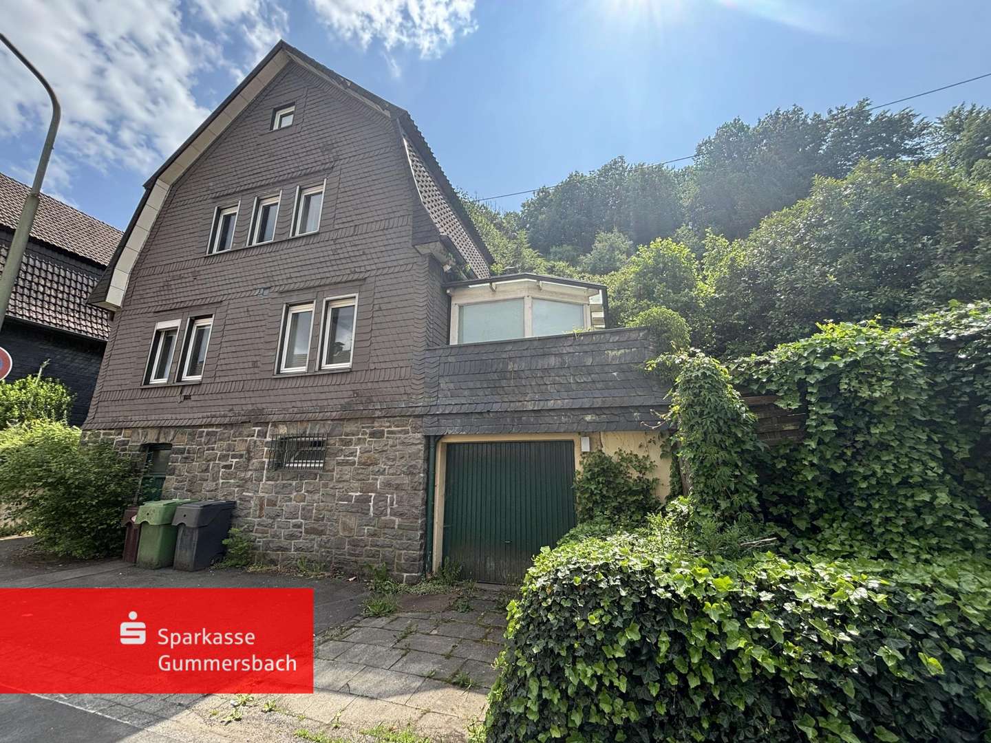 Straßenansicht Straßenansicht - Einfamilienhaus in 51643 Gummersbach mit 140m² kaufen