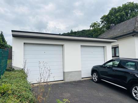 Doppelgarage Doppelgarage - Zweifamilienhaus in 51674 Wiehl mit 241m² kaufen