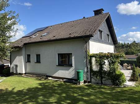 Grundstücksansicht Grundstücksansicht - Zweifamilienhaus in 51647 Gummersbach mit 177m² kaufen