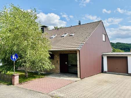 Straßenansicht - Reihenendhaus in 51766 Engelskirchen mit 222m² kaufen