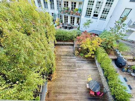 Blick auf die Terrasse - Wohnung in 50670 Köln mit 208m² kaufen