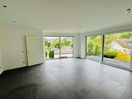 Wohnzimmer Wohnzimmer - Etagenwohnung in 51702 Bergneustadt mit 101m² kaufen