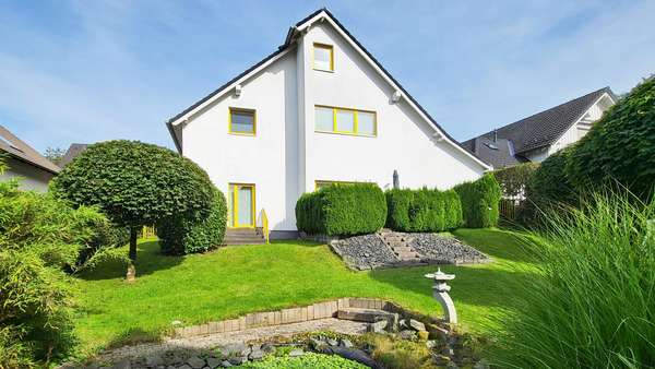 Grundstücksansicht - Zweifamilienhaus in 51643 Gummersbach mit 191m² kaufen