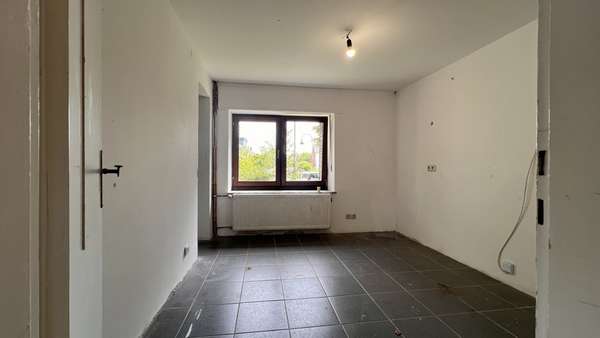 Durchgangszimmer - Einfamilienhaus in 52076 Aachen mit 137m² kaufen