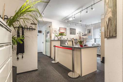 Anmeldung 1 - Praxisfläche in 52066 Aachen mit 327m² kaufen