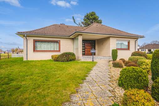 Vorgarten - Bungalow in 52511 Geilenkirchen mit 140m² kaufen
