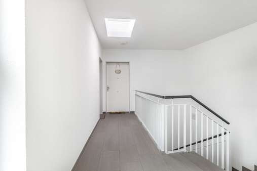 Treppenhaus - Etagenwohnung in 52074 Aachen mit 100m² kaufen
