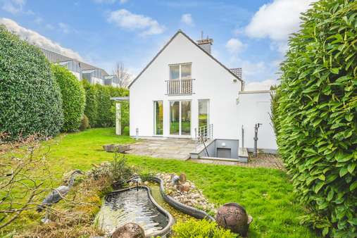 Gartenansicht - Einfamilienhaus in 52074 Aachen mit 150m² kaufen