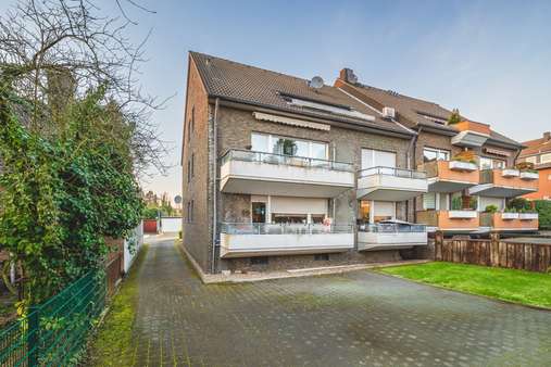 Rückansicht - Mehrfamilienhaus in 52146 Würselen mit 349m² als Kapitalanlage kaufen