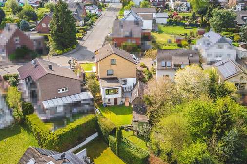 Drohne - Mehrfamilienhaus in 52134 Herzogenrath / Kohlscheid mit 182m² als Kapitalanlage kaufen