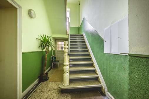 Treppenhaus - Wohn- / Geschäftshaus in 52074 Aachen mit 333m² als Kapitalanlage kaufen