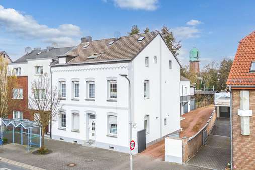 Straßenansicht - Mehrfamilienhaus in 52146 Würselen mit 361m² als Kapitalanlage kaufen