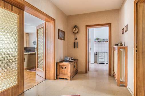 Diele Erdgeschoss - Einfamilienhaus in 52072 Aachen mit 185m² kaufen