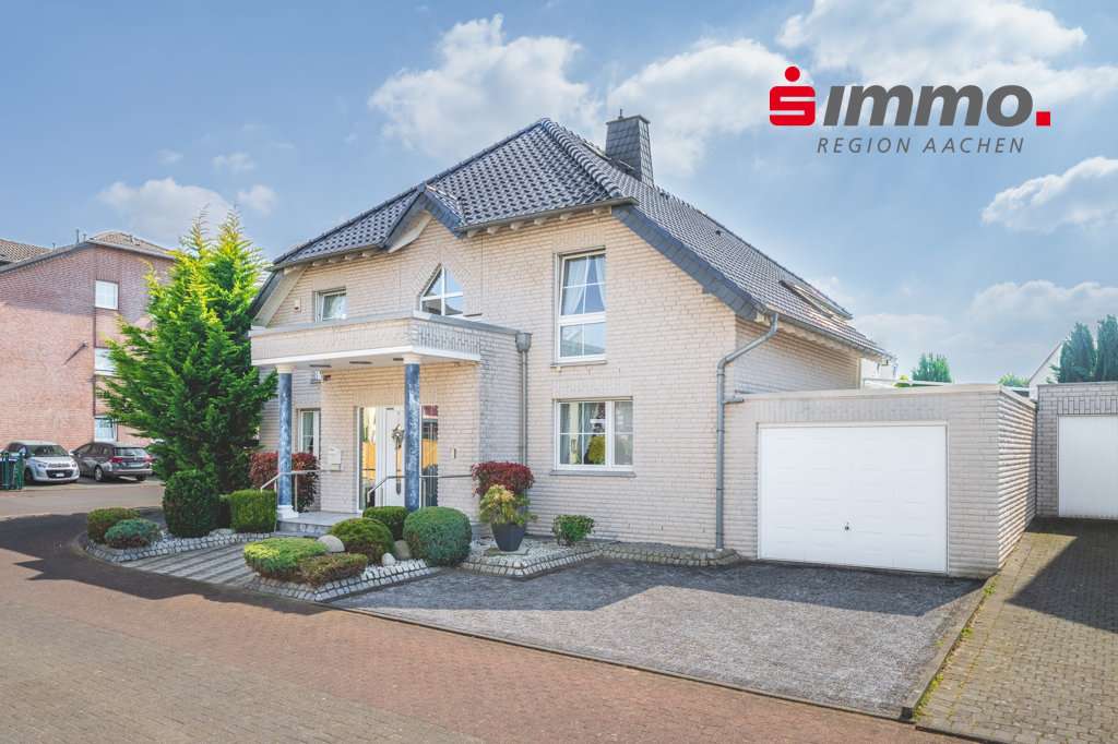 Titelbild - Zweifamilienhaus in 52134 Herzogenrath mit 235m² kaufen