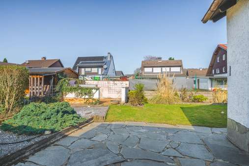 Blick in den Garten - Einfamilienhaus in 52477 Alsdorf mit 200m² kaufen