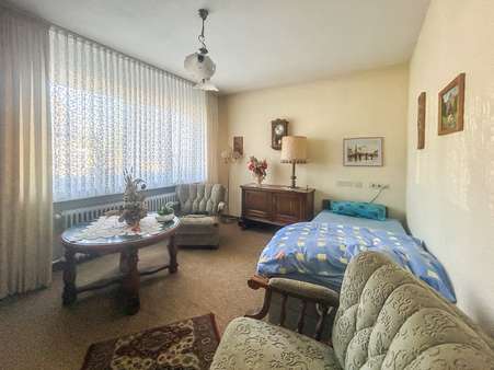 Schlafzimmer EG - Zweifamilienhaus in 52477 Alsdorf mit 240m² kaufen
