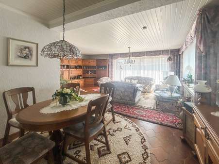 Wohnzimmer EG - Zweifamilienhaus in 52477 Alsdorf mit 240m² kaufen