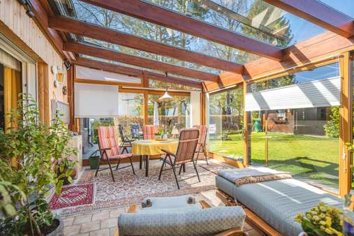 Wintergarten - Zweifamilienhaus in 52159 Roetgen-Rott mit 188m² kaufen