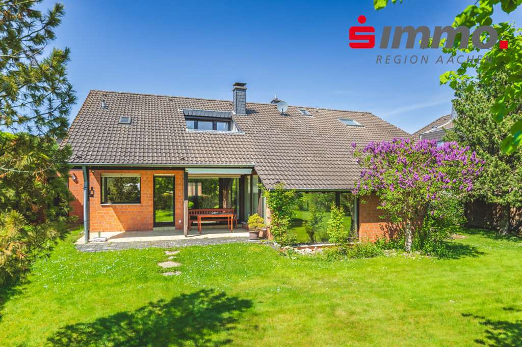 Titelbild - Einfamilienhaus in 52223 Stolberg (Rheinland) mit 178m² kaufen