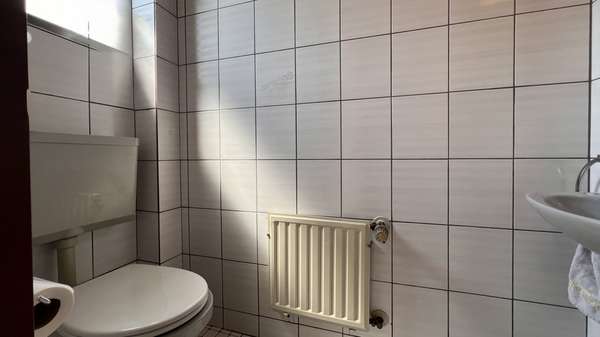 Gäste WC - Einfamilienhaus in 52223 Stolberg (Rheinland) mit 96m² kaufen