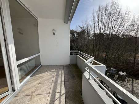 Balkon - Etagenwohnung in 52074 Aachen mit 80m² kaufen