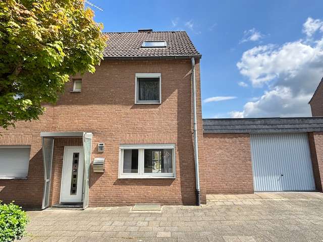 Titelbild - Einfamilienhaus in 52249 Eschweiler mit 74m² kaufen