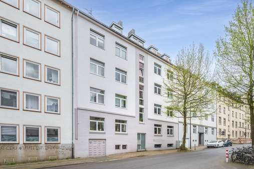 Gebäudeensemble - Mehrfamilienhaus in 52066 Aachen-Mitte mit 718m² als Kapitalanlage kaufen