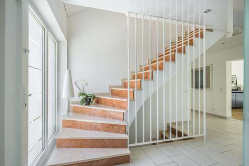 Diele - Einfamilienhaus in 52072 Aachen mit 145m² kaufen