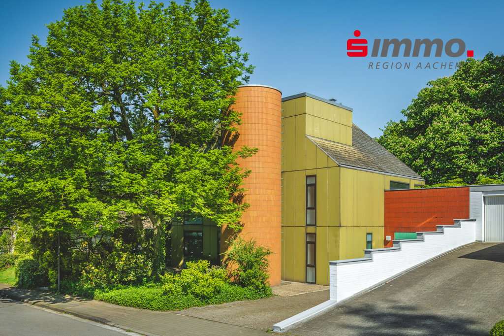 Titelbild - Zweifamilienhaus in 52076 Aachen mit 223m² kaufen