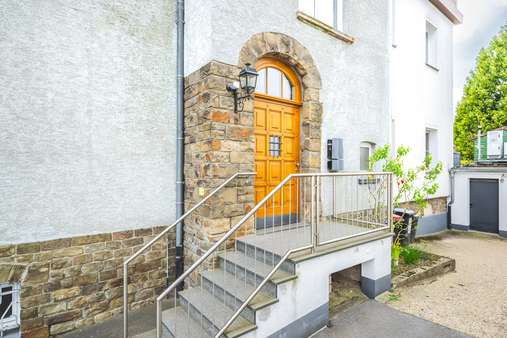 Eingang - Mehrfamilienhaus in 52064 Aachen mit 330m² als Kapitalanlage kaufen
