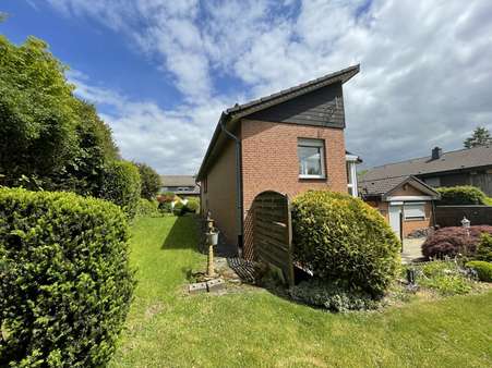 seitliche Ansicht seitliche Ansicht - Einfamilienhaus in 52156 Monschau mit 114m² kaufen