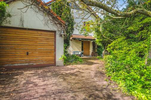 Garage - Einfamilienhaus in 52072 Aachen mit 142m² kaufen