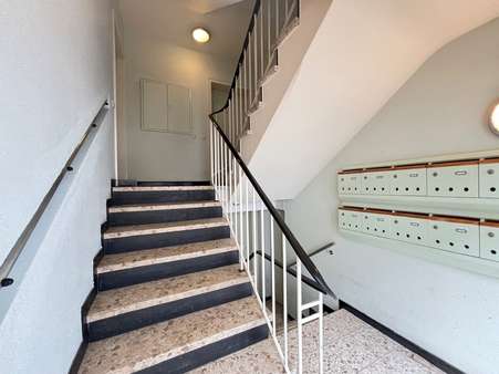 Treppenhaus - Etagenwohnung in 52066 Aachen mit 46m² kaufen