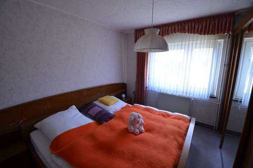 Schlafzimmer Schlafzimmer - Einfamilienhaus in 52499 Baesweiler mit 116m² kaufen