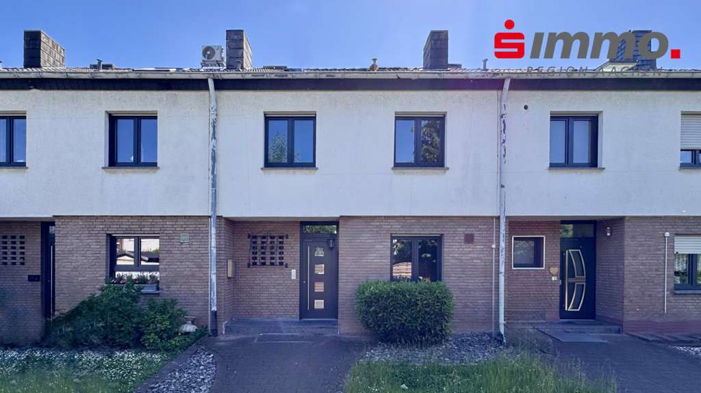 Titelbild Titelbild - Einfamilienhaus in 52223 Stolberg mit 93m² kaufen
