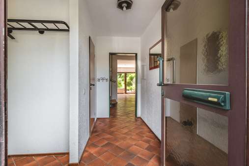 Eingangsbereich Eingangsbereich - Einfamilienhaus in 52070 Aachen mit 115m² kaufen